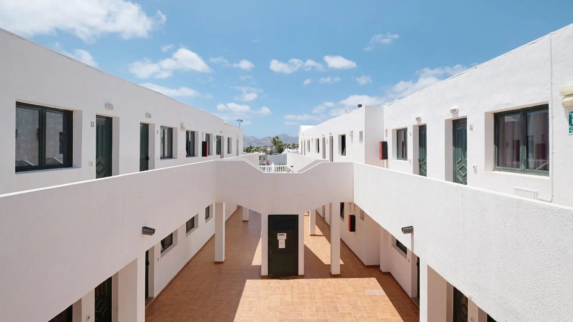 Apartamentos Bella Vista Puerto del Carmen  0*, Puerto del Carmen (Lanzarote)